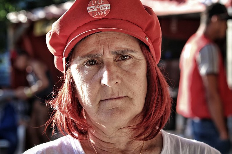Isabel Aparecida Fernandes, aposentada com salário mínimo.