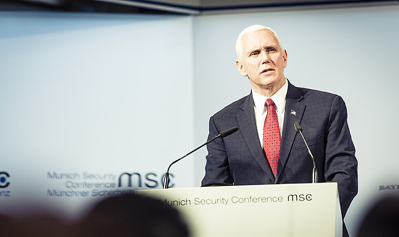 Pence liderou uma campanha de desestabilização no território venezuelano