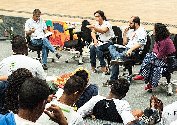 El seminário ocurrió durante el Festival de Cultura y Arte de la Reforma Agraria en Belo Horizonte, Minas Gerais.