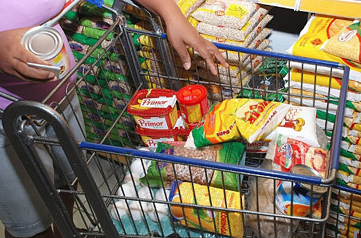 Cesta básica tem alta pelo segundo mês seguido