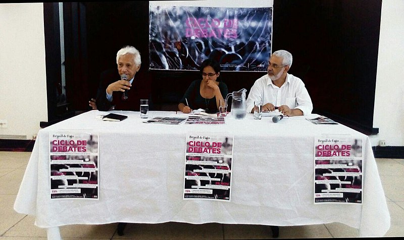 Ato Fon Filho e José Luiz Quadros Magalhães foram palestrantes do primeiro encontro