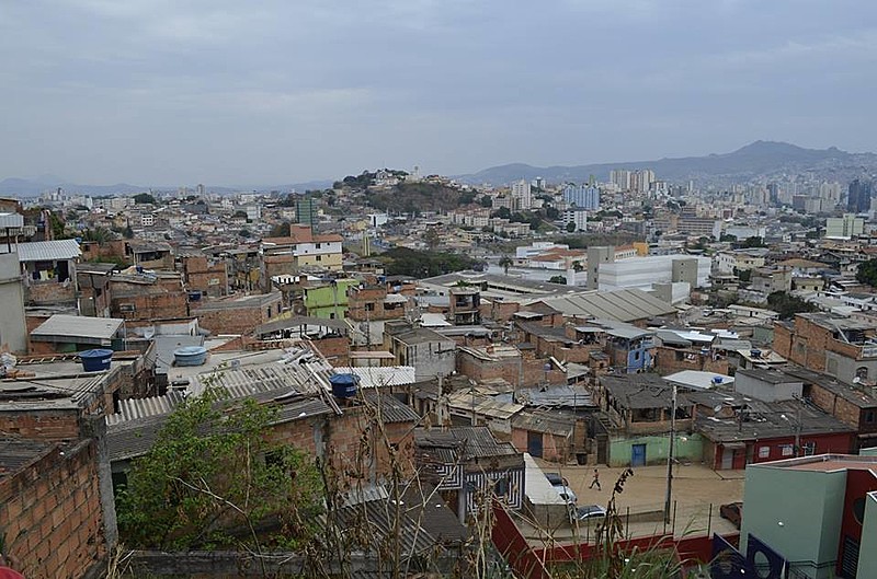 Pedreira Prado Lopes é a mais antiga favela de BH e passa hoje por guerra entre tráfico e polícia