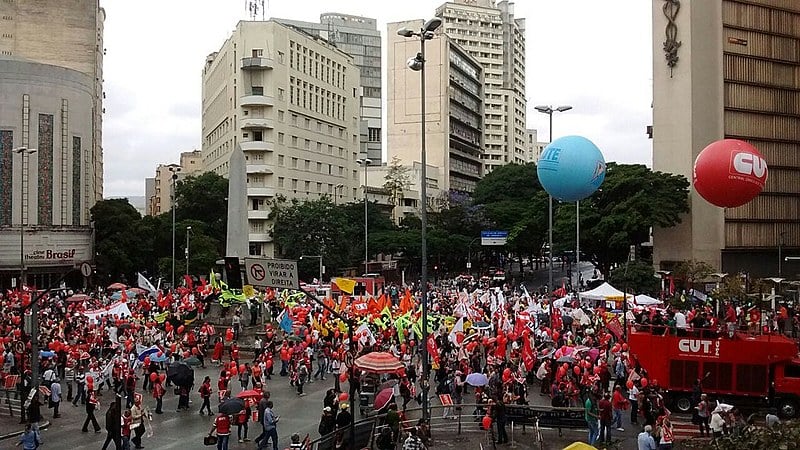 Ato aconteceu nesta sexta (10), no centro da capital mineira