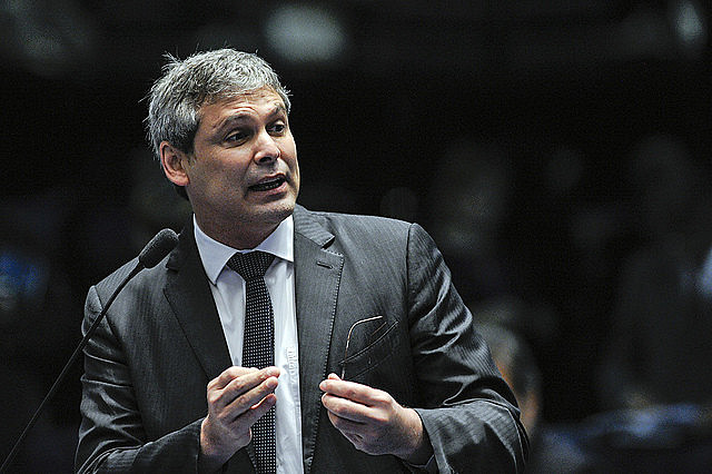 Senador Lindbergh Farias (PT-RJ) durante defesa de Dilma Rousseff no julgamento final do impeachment