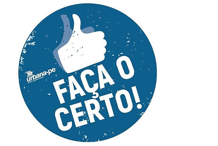 Ela culpa uma minoria, que não tem condições de pagar o alto valor da passagem, pela lotação e preços elevados.