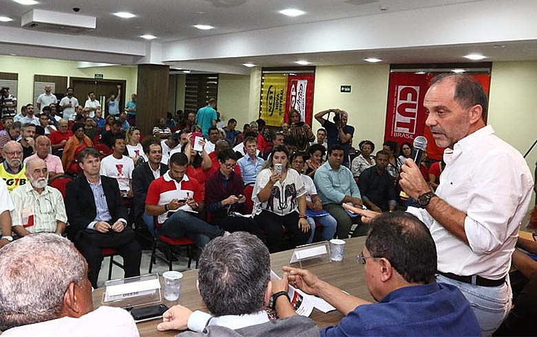 Clemente, do Dieese: único meio de enfrentamento é unidade das centrais com envolvimento da sociedade, especialmente a juventude