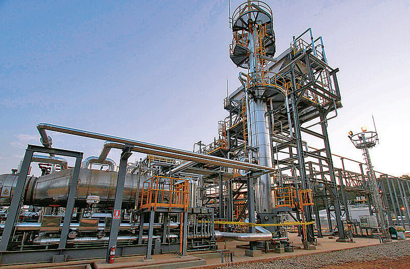 Instalações da YPBF, petroleira estatal boliviana