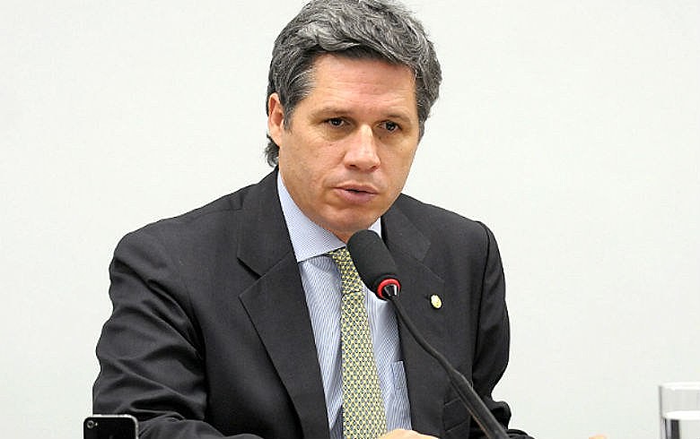 Paulo Teixeira denuncia 'pacote de maldades' e pede para que eleitor não vote em candidatos que apoiam Temer