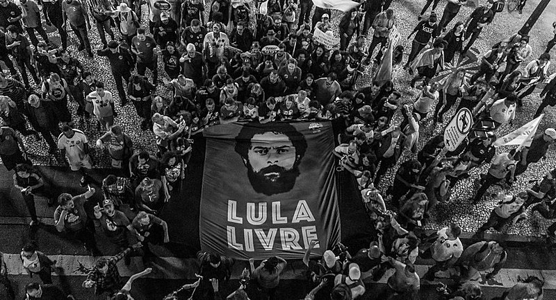 Caminhada por Lula presidente, com Fernando Haddad, vice de Lula, e Gleisi Hoffmann, senadora e presidenta do PT, nesta quinta-feira (30/8)