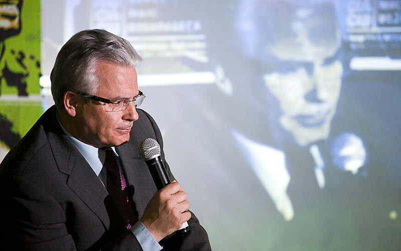 O juiz Baltasar Garzón, que condenou Pinochet por crimes contra a humanidade, é um dos signatários do manifesto