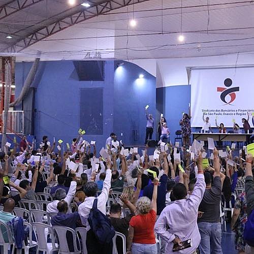 Trabalhadores de diversos setores na luta pela sindicalização