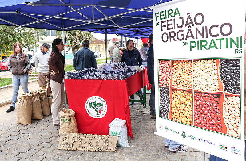 A terceira edição da Feira do Feijão Orgânico de Piratini ocorreu no dia 17 de maio