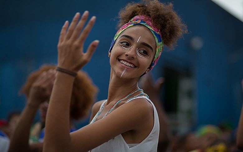 É tempo de festa no Bloco Afro Di Santo, no M'Boi Mirim, zona sul de São Paulo