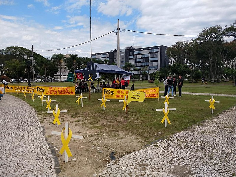 Protesto por iniciativa do Fórum de Entidades Sindicais, o FES
