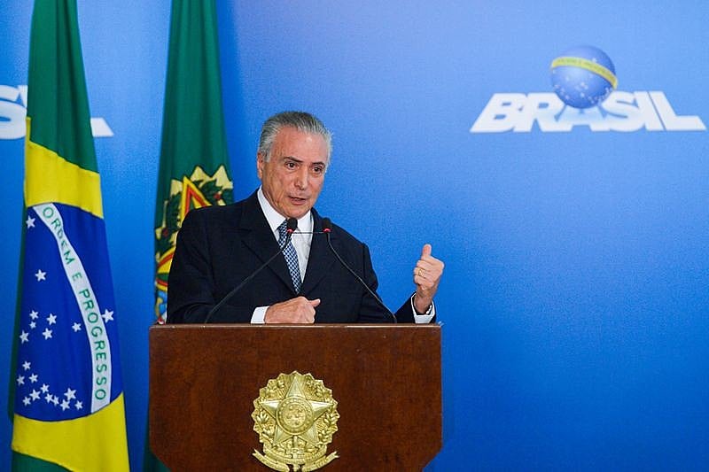 João Batista Lima Filho, o Coronel Lima, sócio da Argeplan e proprietário formal da fazenda Esmeralda, é coronel da reserva da Polícia Militar da Paraíba, mas curiosamente é proprietário de milhares de hectares de terras em São Paulo.