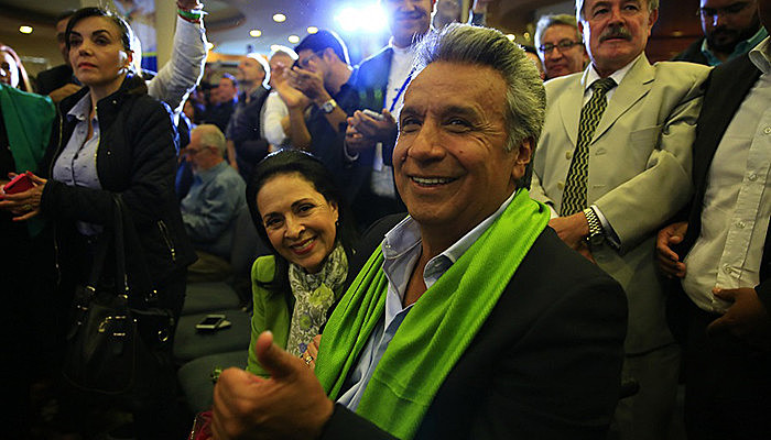 Vitória do candidato socialista Lenin Moreno desperta indignação do opositor, que tenta impugnar as eleições