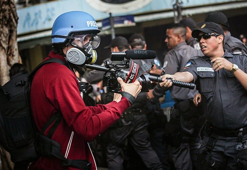 Agressões a jornalistas aumentaram 36% no Brasil entre 2017 e 2018, segundo dados da Fenaj