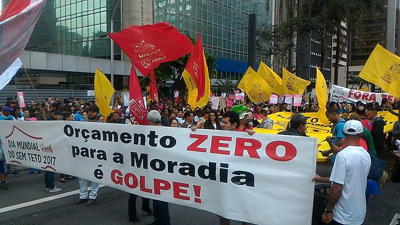 Ato na Avenida Paulista, em São Paulo, nesta segunda-feira (2)