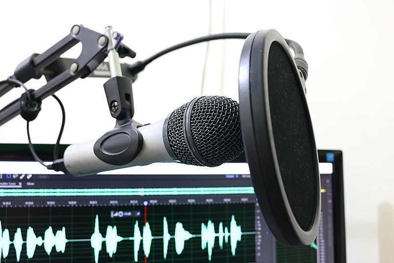 Podcast sobre medicina, saúde coletiva e política é produzido por quatro médicos do Sudeste e Nordeste