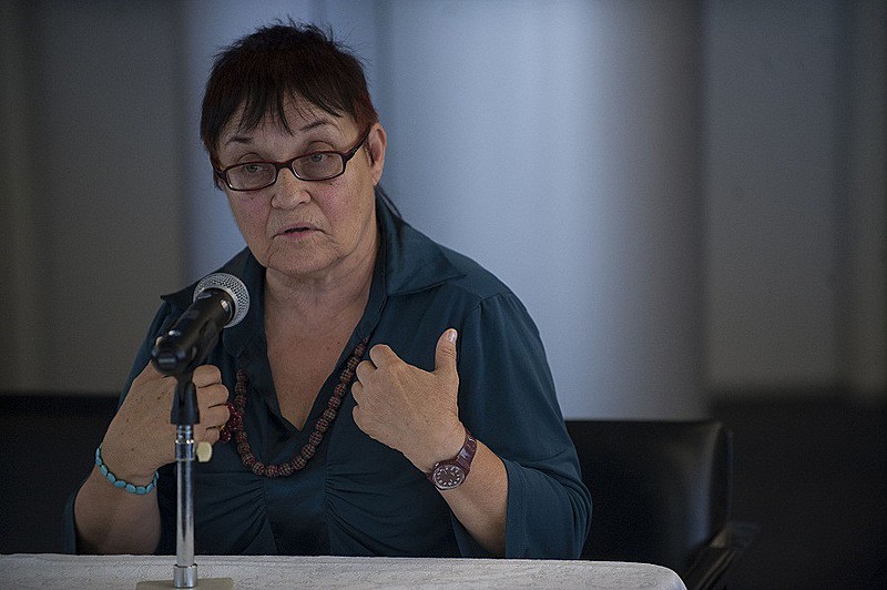 Maria Amélia de Almeida Teles, conhecida como "Amelinha", fez parte do jornal desde seu número 0