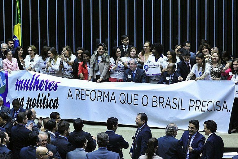 Ato simbólico da bancada feminina em prol da aprovação de cotas para mulheres no Congresso