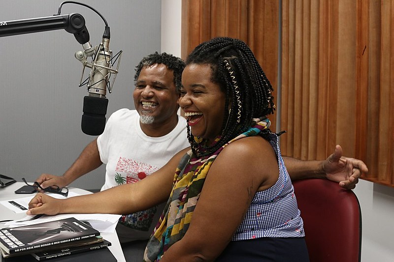 A cantora Andréia Roseno é uma das convidadas