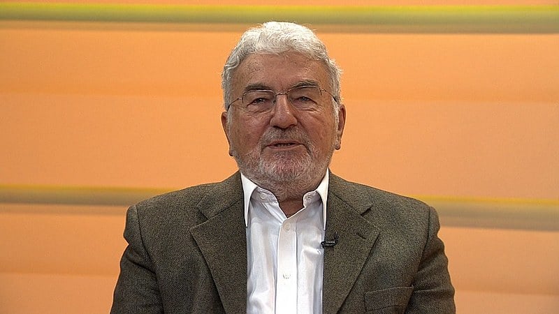 O jornalista, escritor e apresentador de TV Lalo Leal participou do programa No Jardim da Política