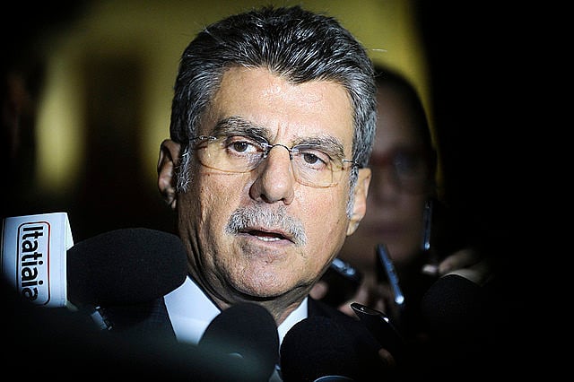 Anúncio sobre adiamento foi feito na tarde desta quarta (13) pelo lider do governo no Congresso, senador Romero Jucá (PMDB-RR)