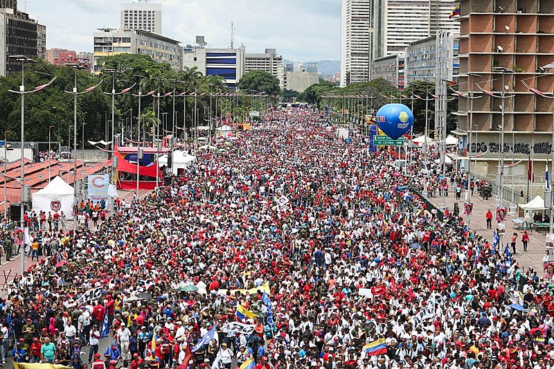 Multidão acompanhou discurso de Maduro em Caracas