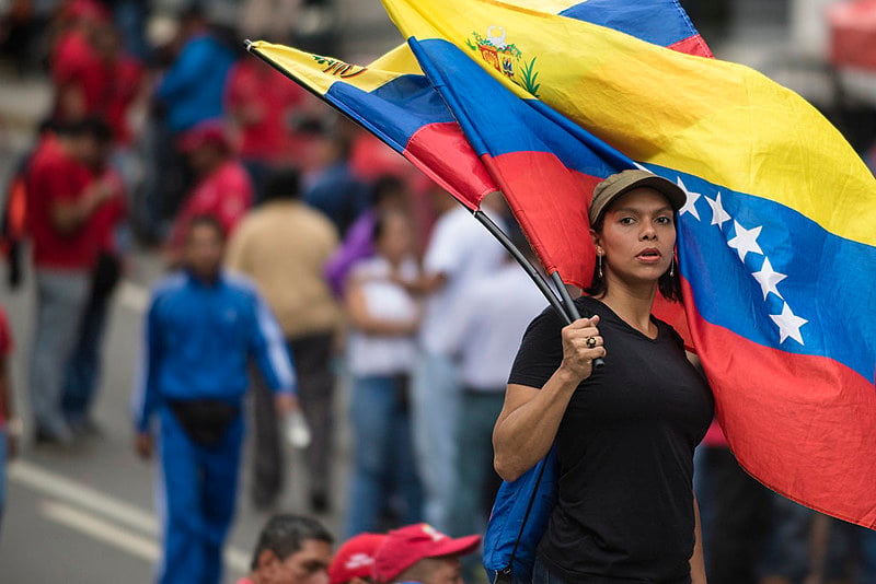 Diálogos de paz entre governo e oposição estão avançando