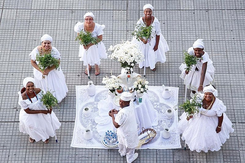 Nas Olimpíadas do Rio de Janeiro, para que o diálogo se torne realmente igualitário e potente será preciso dar um passo atrás e deslocar os quadros ocidentais de pensamento que distinguem religiões “modernas” de “primitivas”