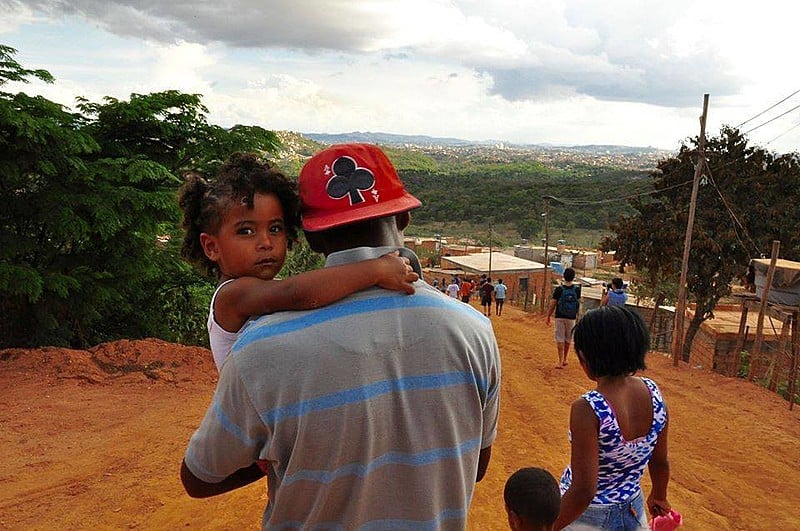 As ocupações da Izidora, região norte de BH, são negados às famílias o acesso a postos de saúde e à matrícula de crianças em escolas e creches