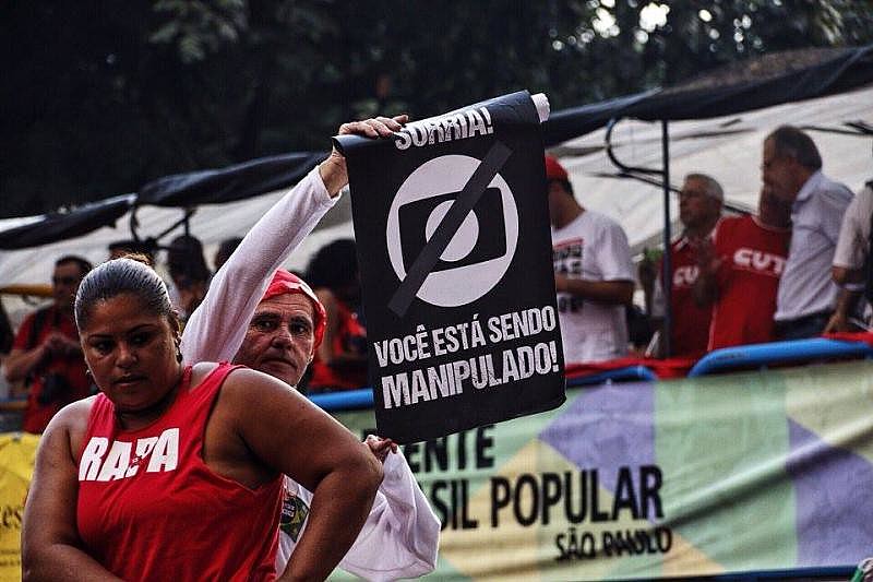 Ato no dia 18 de março em São Paulo contra a emissora.