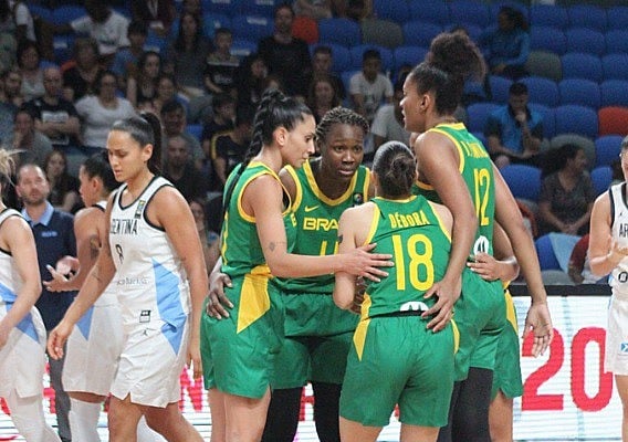 Apesar de ser apenas a 15ª no ranking mundial, seleção feminina do Brasil tem caminho mais tranquilo