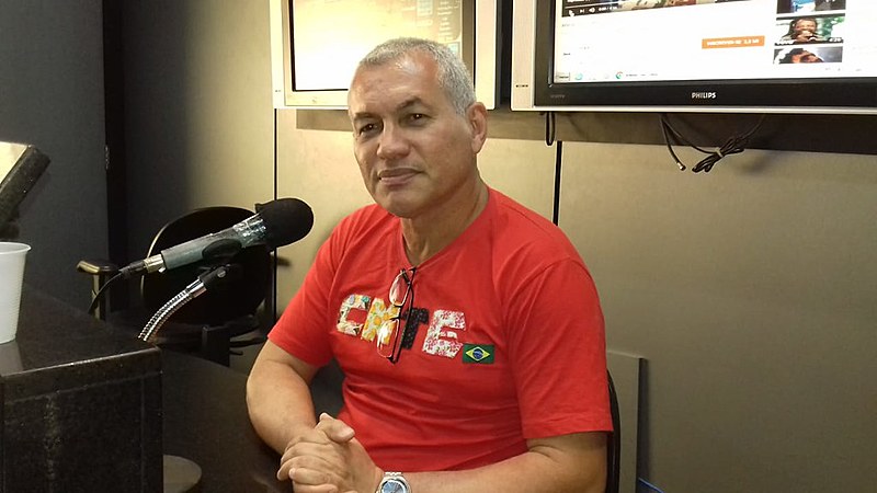 Heleno falou sobre pautas colocadas pelo governo federal contra a educação