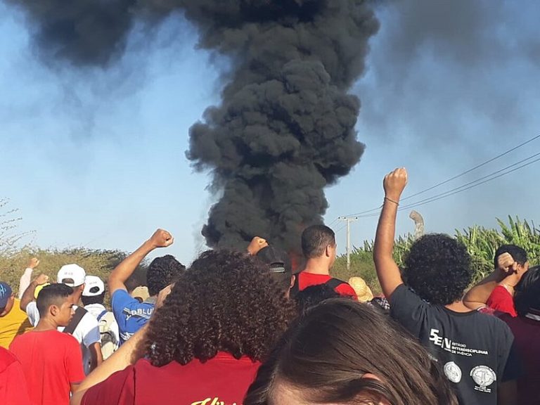 PM se retira e despejo do Acampamento Zé Maria do Tomé (CE) do MST é suspenso