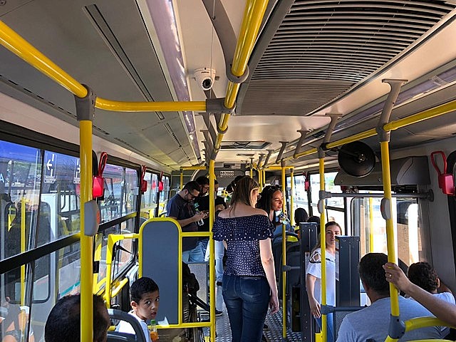 Em novembro do ano passado a prefeitura da cidade anunciou mudanças na frota de ônibus
