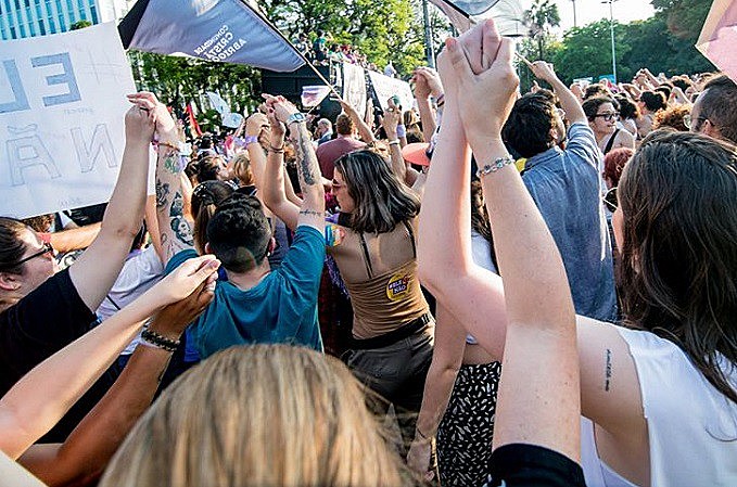 Mulheres protagonizaram maiores manifestações contra Bolsonaro