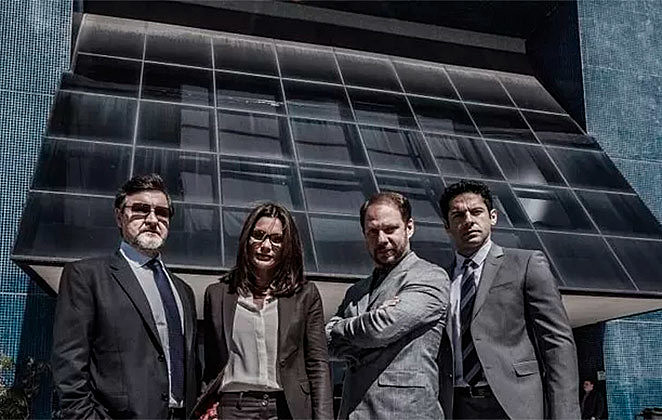 Réus sem julgamento são interpretados por atores que não sabem se o personagem é corrupto ou inocente