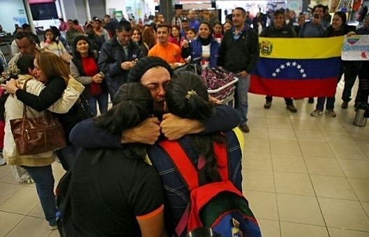 Governo venezuelano custeia aviões e outros meios de transporte para repatriação de migrantes