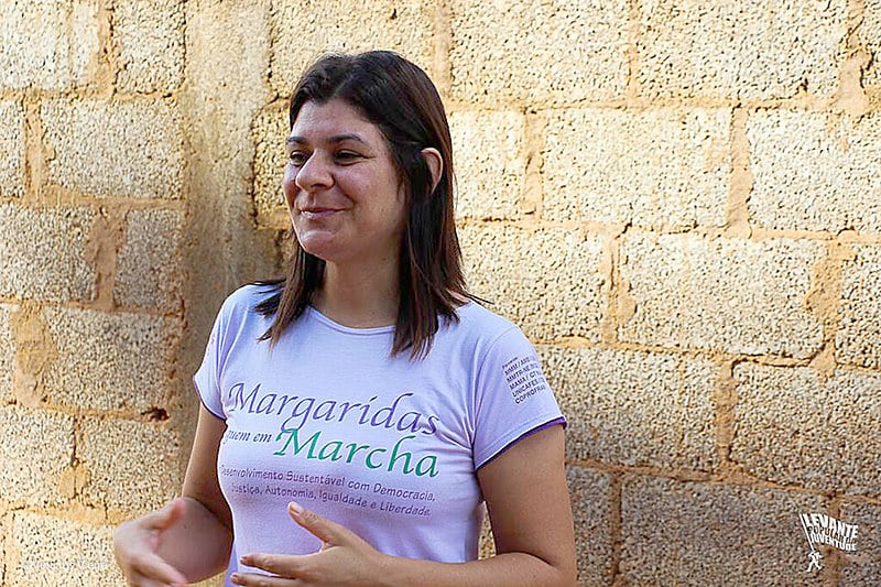 "Por hora, a água usada para empurrar o ferro daria para abastecer uma cidade de 200 mil habitantes”, afirma Rosilene Pires