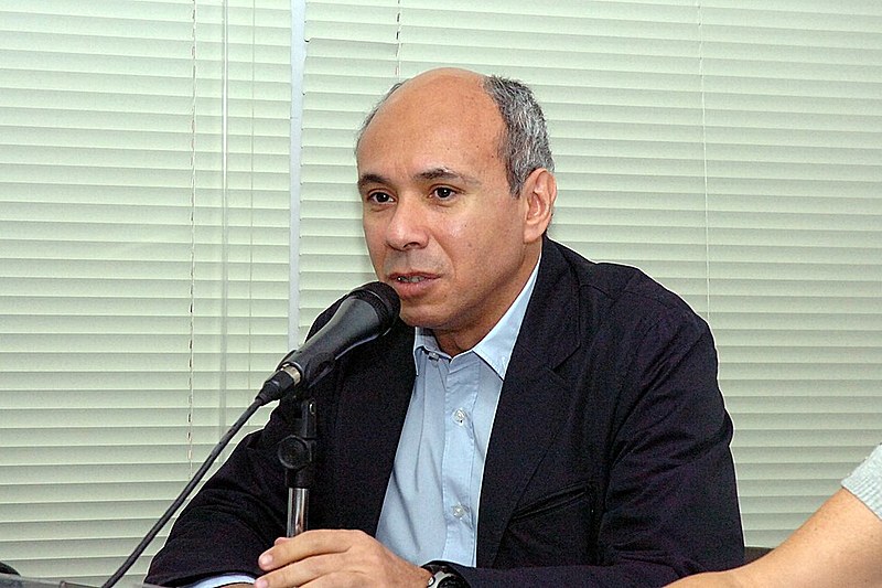 Costa: "O principal retrocesso é que a lei exclui a necessidade de preservação das áreas e beneficia o infrator"
