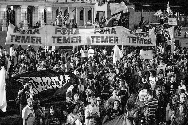Frente aos retrocessos promovidos pelo governo interino, movimentos populares e sindicatos encontram na unidade uma forma de resistirem ao golpe contra a democracia