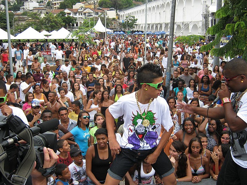 Evento no Aterro promete ser o maior baile funk de todos os tempos