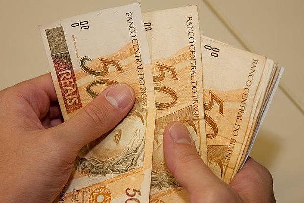 2,7 milhões de pessoas ainda serão pagas