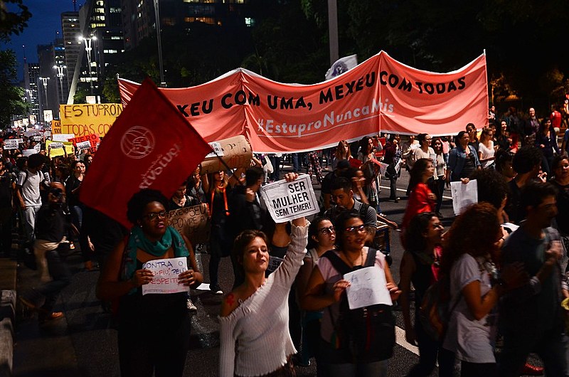 Protesto contra a cultura do estupro na Avenida Paulista