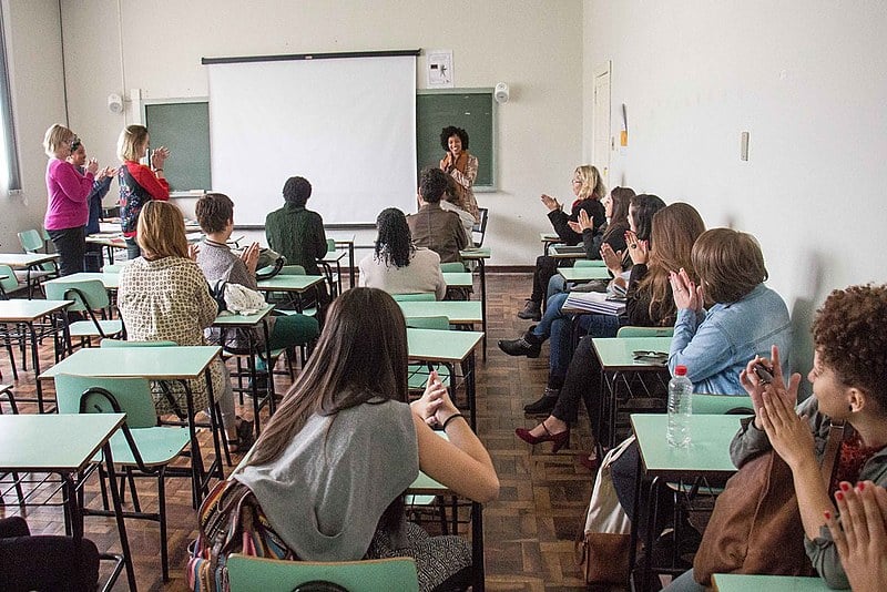Fernanda Bueno pesquisou a hipersexualização, a invisibilidade e a subalternidade da mulher negra nas telenovelas