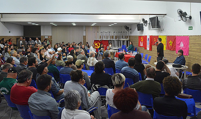 Ato lotou o auditório da ASUFPel