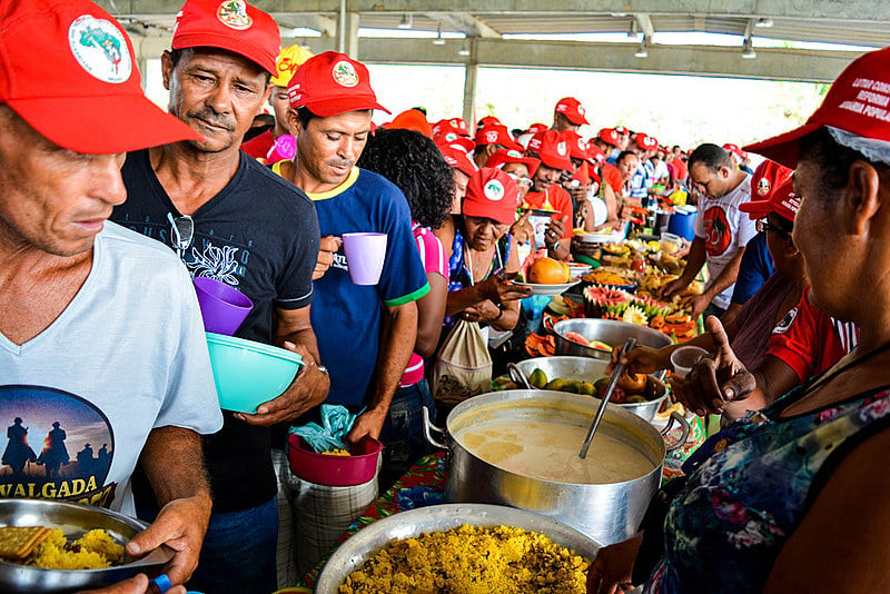 Alimentação saudável envolve desde o cuidado com a produção do alimento ao capricho na cozinha