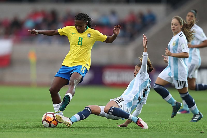 A atleta já dedicou mais de 20 anos ao futebol, participando de todas as Olímipiadas desde que a modalidade foi incluída.